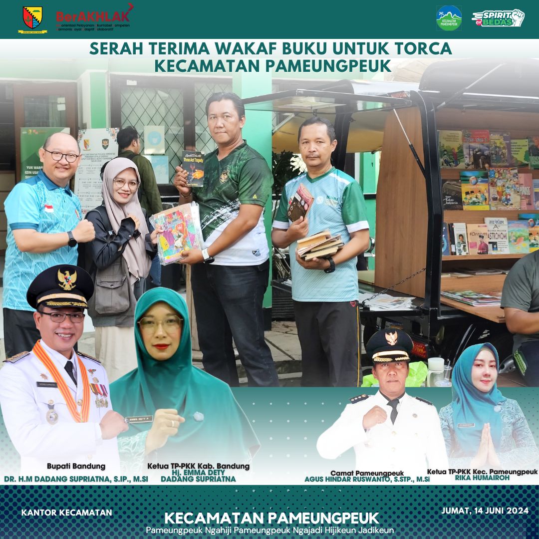 serah-terima-wakaf-buku-untuk-torca-kecamatan-pameungpeuk